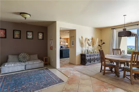 Dining - 7559 Rockaway Ave, Yucca Valley, CA 92284 photo 2 of 3