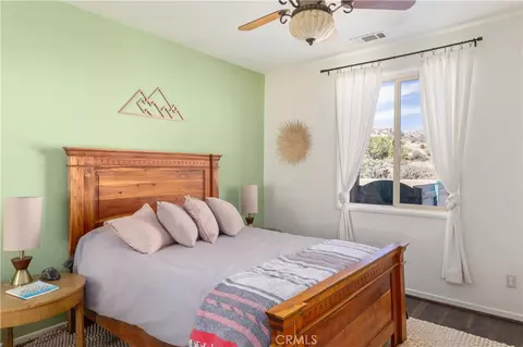 Bedroom - 7559 Rockaway Ave, Yucca Valley, CA 92284 photo 9 of 12