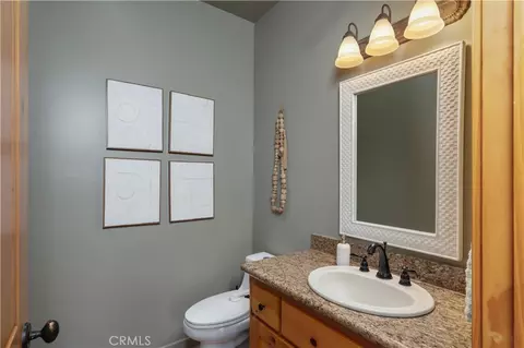 Bath - 7559 Rockaway Ave, Yucca Valley, CA 92284 photo 6 of 6