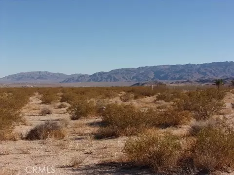 1593 Sierra, Joshua Tree, CA 92252 photo 5