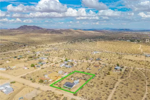 View/Area - 6459 Ruth Dr, Yucca Valley, CA 92284 photo 3 of 6