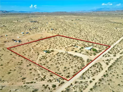 View/Area - 62105 Moon Dr, Joshua Tree, CA 92252 photo 6 of 12