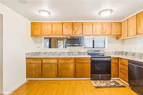Kitchen - 5975 Desert Star, Johnson Valley, CA 92285 photo 3 of 4