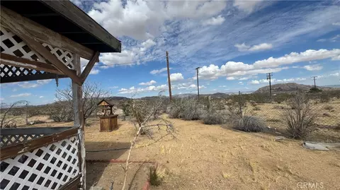 Exterior - 57179 Pine St, Landers, CA 92285 photo 3 of 11