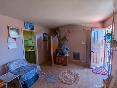 Entry Way - 4175 Ferrand Rd, Lucerne, CA 95458 photo 1 of 2
