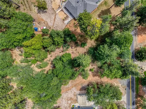 8833 Fox Dr, Cobb, CA 95426 photo 2