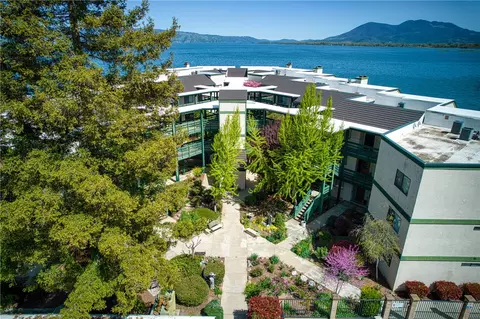 10 Royale Ave #13A-2, Lakeport, CA 95453