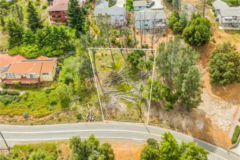 3511 Knob Cone Dr, Kelseyville, CA 95451