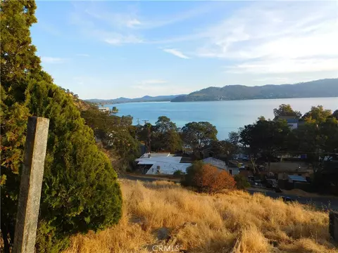 12971 San Joaquin Ave, Clearlake, CA 95422