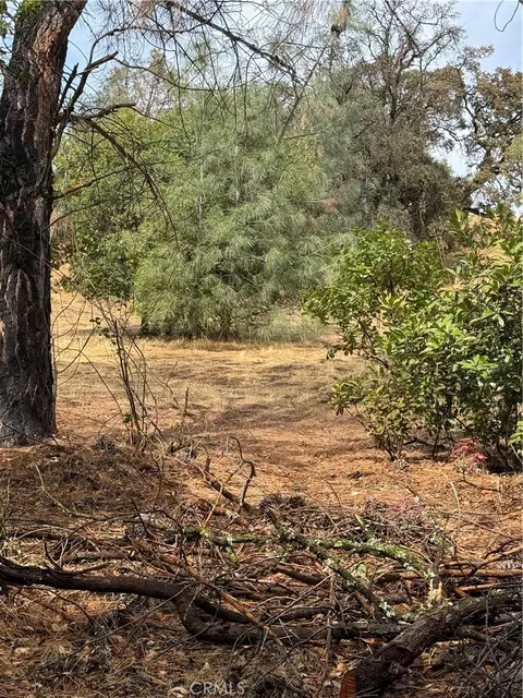12508 Lakeview Dr, Clearlake Oaks, CA 95423