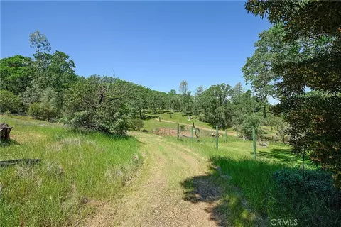 19665 Oat Hill Rd, Middletown, CA 95461