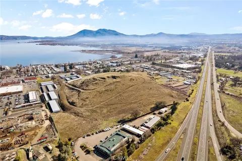 205 Kimberly Ln, Lakeport, CA 95453