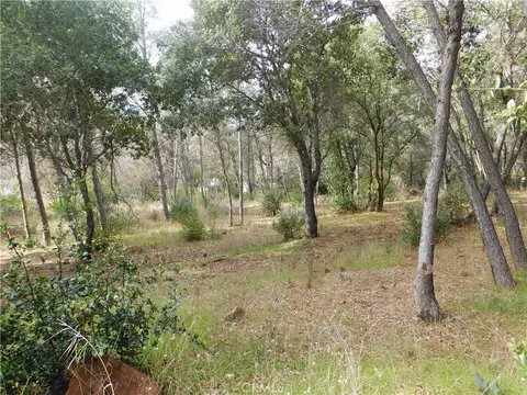 5834 Spruce Ave, Clearlake, CA 95422