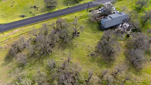 19538 Park Ridge Dr, Hidden Valley Lake, CA 95467
