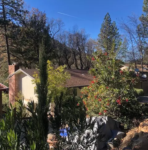 Exterior - 16345 Tee Rd, Cobb, CA 95426 photo 9 of 11