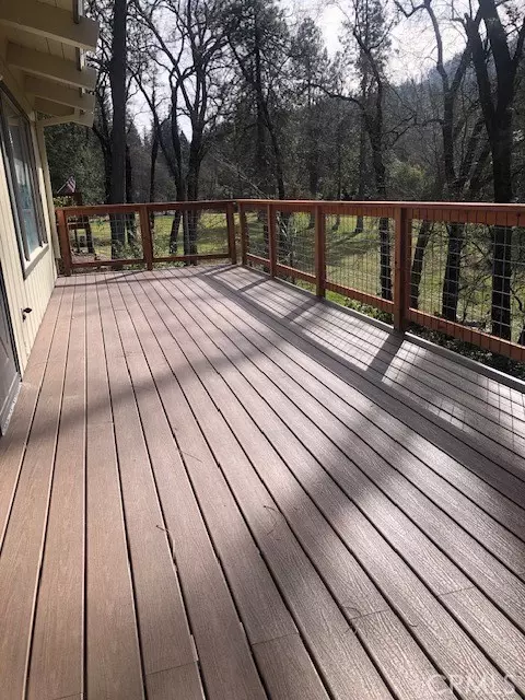 Exterior - 16345 Tee Rd, Cobb, CA 95426 photo 5 of 10