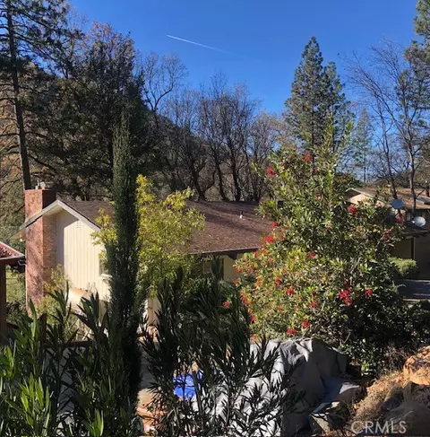 Exterior - 16345 Tee Rd, Cobb, CA 95426 photo 9 of 11