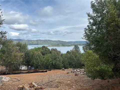 3510 Knob Cone Dr, Kelseyville, CA 95451
