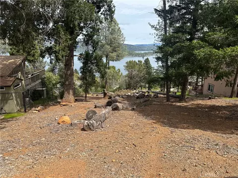 3526 Meadow Wood Dr, Kelseyville, CA 95451