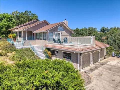 1519 Mcmahon Rd, Lakeport, CA 95453
