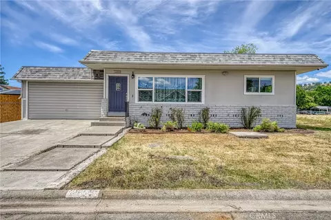 12929 Lakeland St, Clearlake Oaks, CA 95423