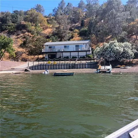 10098 Crestview Dr, Clearlake Park, CA 95424