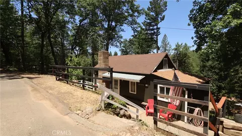 10354 Mulberry St, Loch Lomond, CA 95461