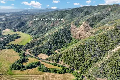 6675 Scotts Valley Rd, Lakeport, CA 95453