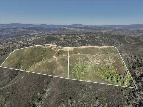 1034 Round Ball Rd, Clearlake Oaks, CA 95423
