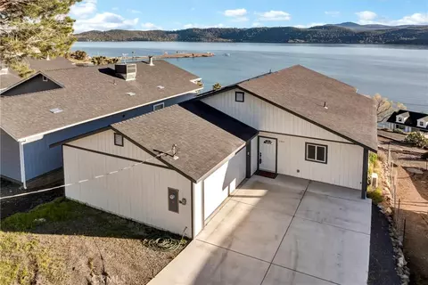 11911 Lakeshore Dr, Clearlake, CA 95422