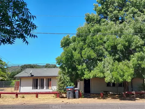 6135 Ridgeview Dr, Clearlake, CA 95422