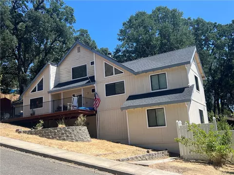 2268 Will O View Cir, Lakeport, CA 95453