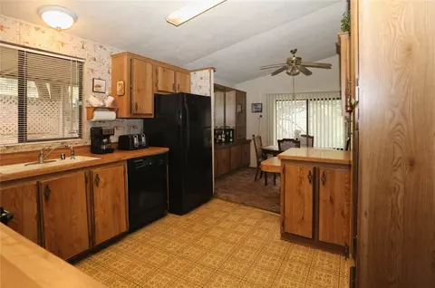 11480 San Joaquin, Clearlake, CA 95422 photo 6