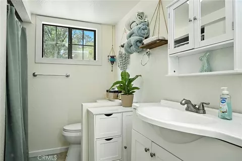 Bath - 3171 Springe St, Nice, CA 95464 photo 2 of 2