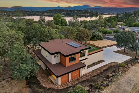 17234 Brookfield Rd, Hidden Valley Lake, CA 95467