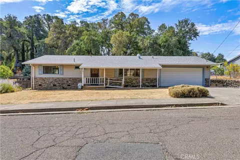 977 Sixth St, Lakeport, CA 95453