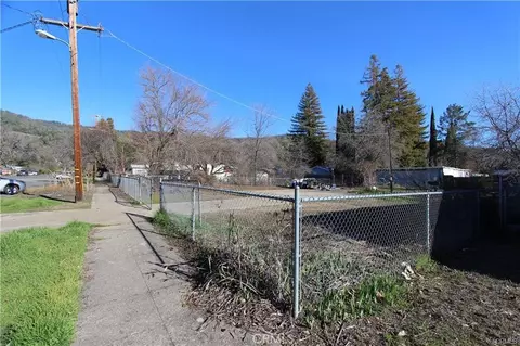 6325 Thirteenth Ave, Lucerne, CA 95458 photo 3