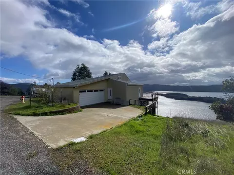 12155 Mesa Ct, Clearlake Oaks, CA 95423