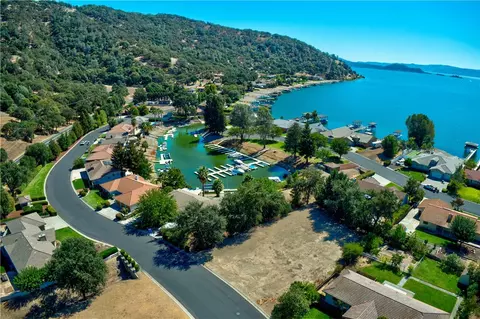 8541 Paradise Valley Blvd, Lucerne, CA 95458