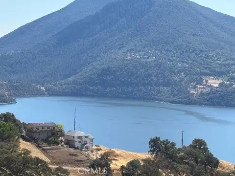 7700 Bruner Dr, Glenhaven, CA 95443