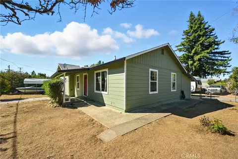 4397 Country Club Dr, Lucerne, CA 95458