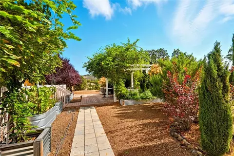 Exterior - 6850 High Valley Rd, Cobb, CA 95426 photo 11 of 16