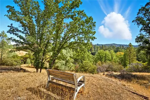 Exterior - 6850 High Valley Rd, Cobb, CA 95426 photo 4 of 16