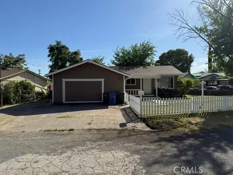 2911 Rancho Vista Dr, Lucerne, CA 95458