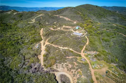 10625 Adobe Creek Rd, Hopland, CA 95449
