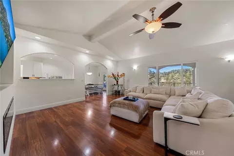 16189 Conestoga Rd, Hidden Valley Lake, CA 95467