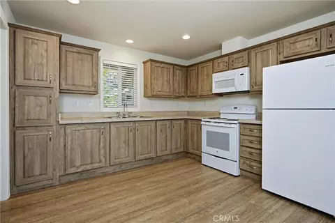 6466 16th Ave, Lucerne, CA 95458