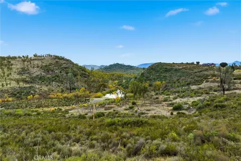 21612 Yankee Vly, Hidden Valley Lake, CA 95467