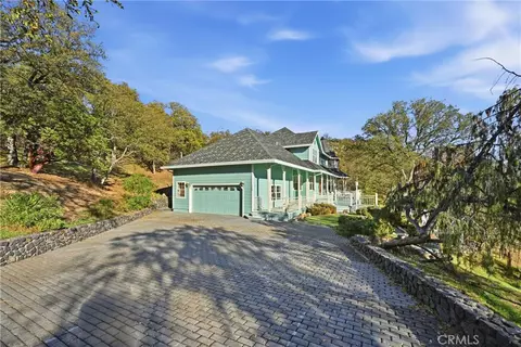 17785 Foothill Ct, Hidden Valley Lake, CA 95467