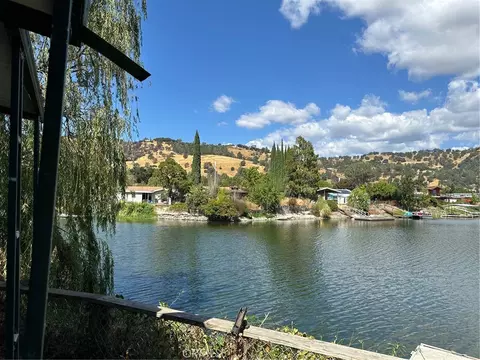 12840 Island Dr #44, Clearlake Oaks, CA 95423